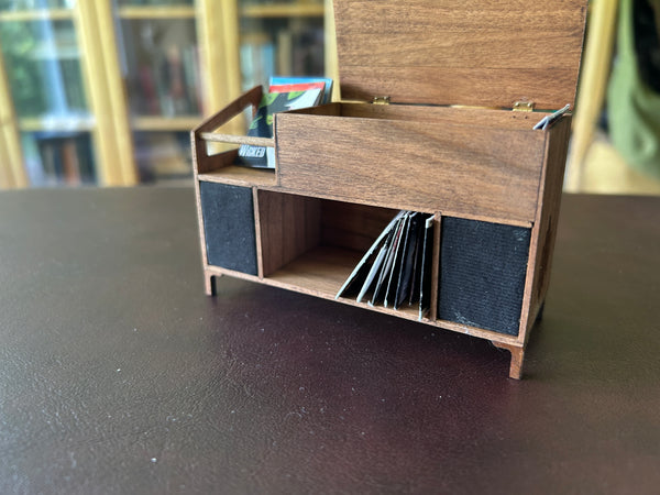 Stereo console