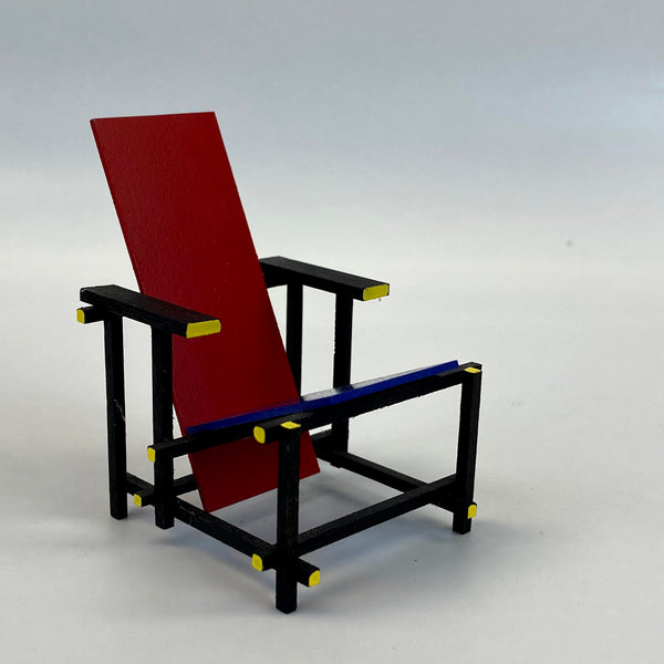 Rietveld's Red Blue Chair